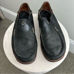 OluKai Men's Black Leather Slip-On Loafers